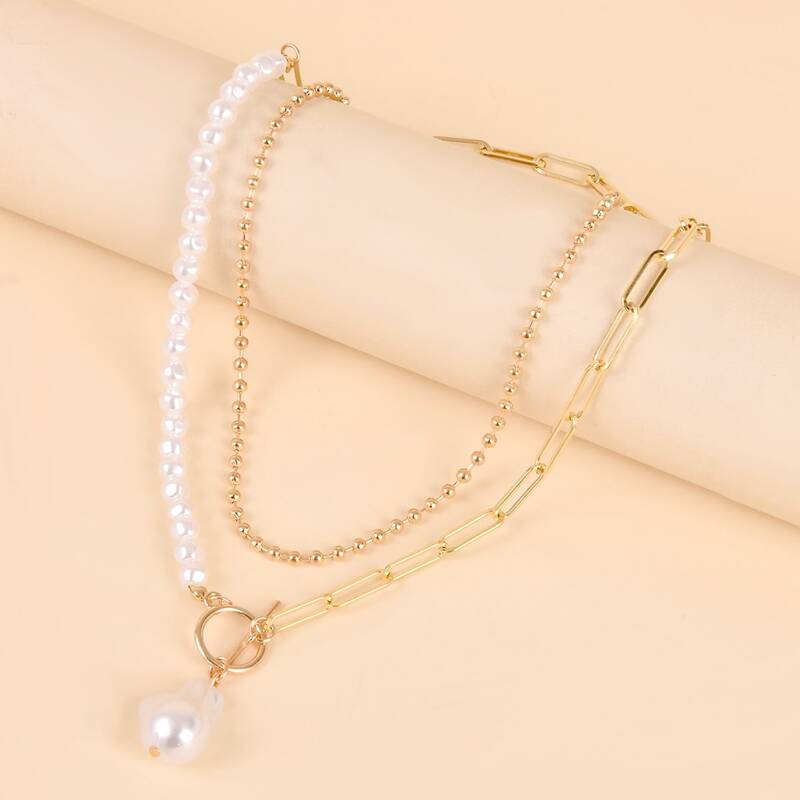 

2pcs Faux Pearl Decor Necklace, Gold