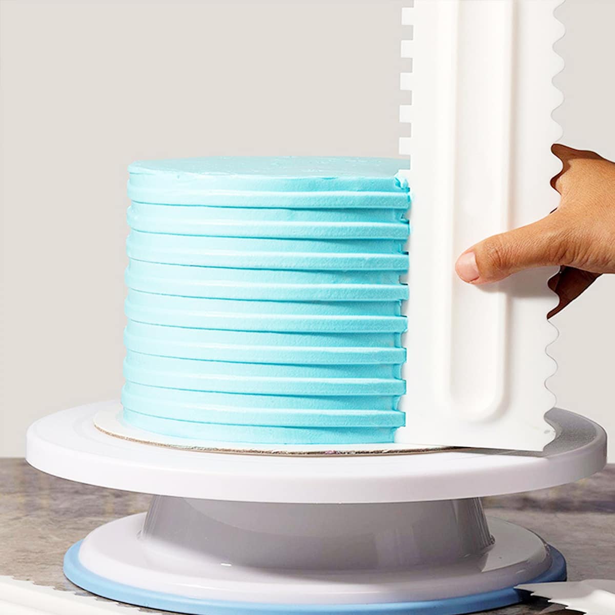 

1pc Plain Cake Scraper, White