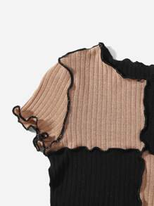 SHEIN Camiseta bicolor ribete en forma de lechuga - Negro - Ver 3