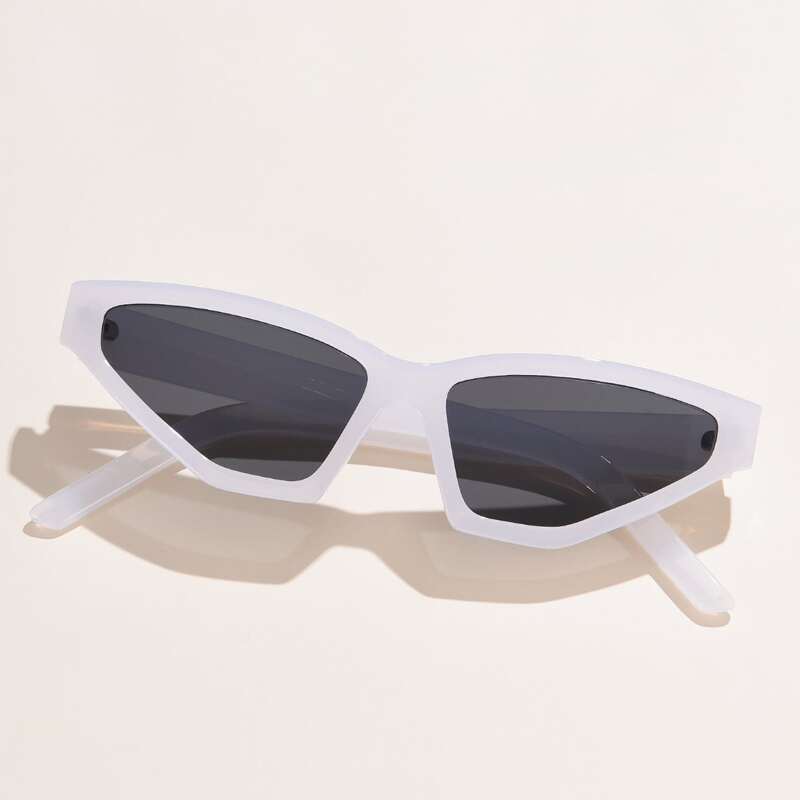 

Cat Eye Frame Sunglasses