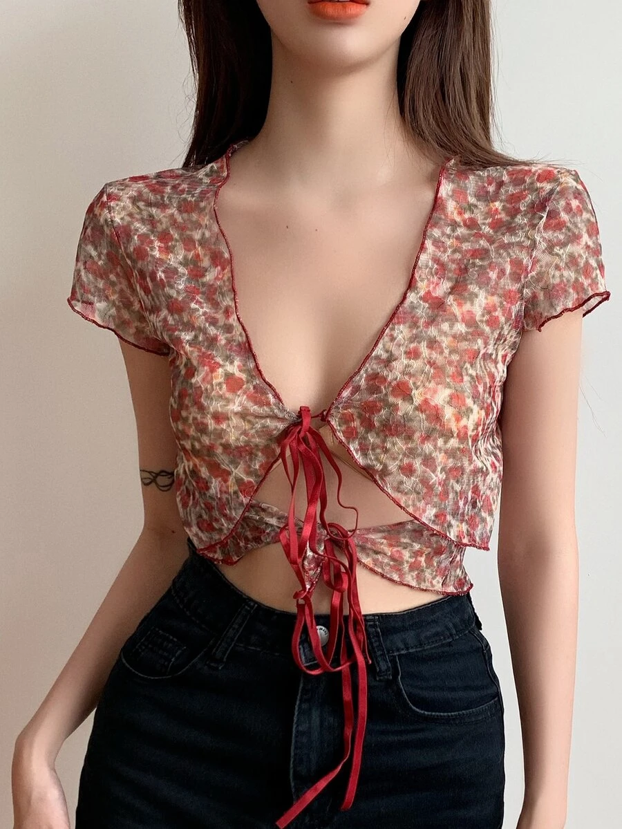 Top corto con cordón delantero floral - Rojo - Ver 1
