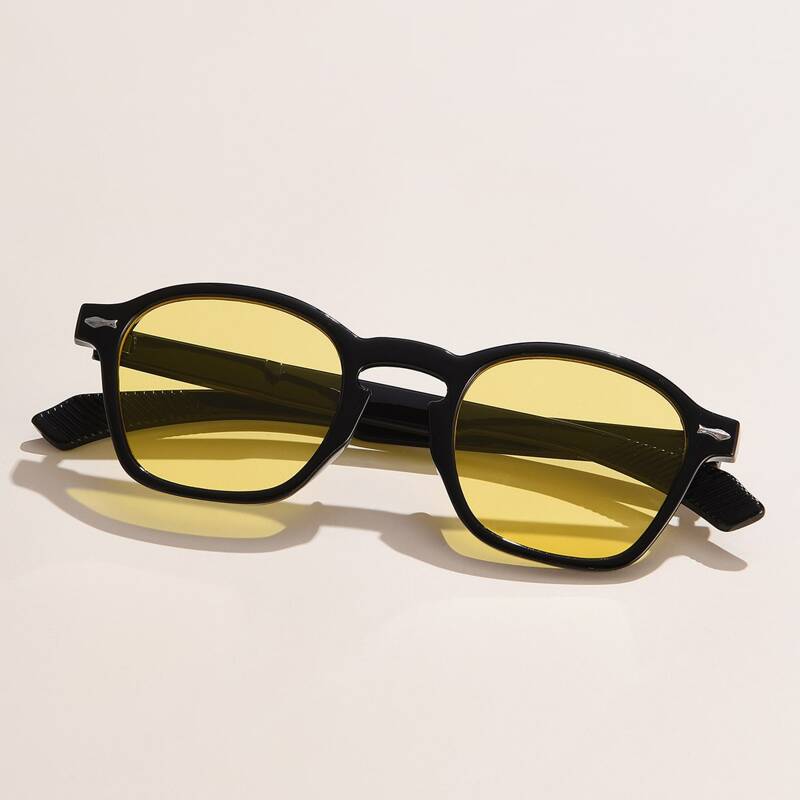 

Square Frame Sunglasses