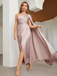 SHEIN Belle 單肩斗篷袖圍裹下擺素色伴娘洋裝