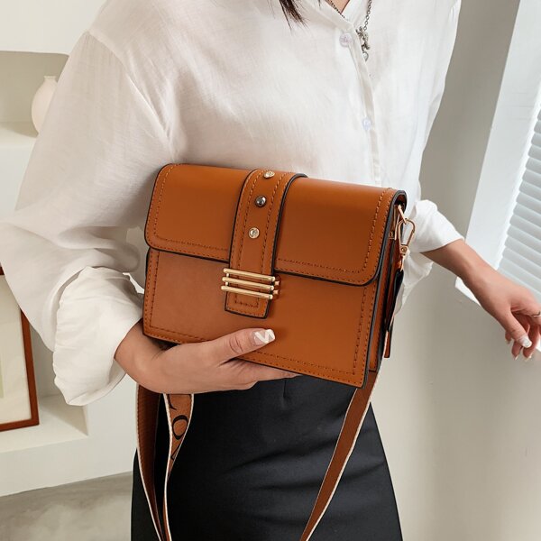

Metal Decor Flap Square Bag, Brown