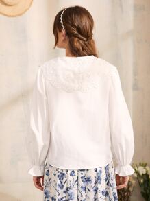 SHEIN 拼接網眼刺繡誇大領口荷葉袖襯衫 - 白色 - 查看 2