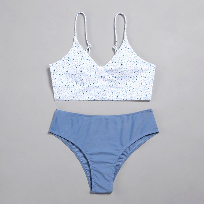

Graphic Wrap Bikini Swimsuit, Multicolor