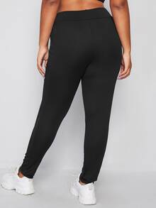 Plus High Waisted High Stretch Leggings With Phone Pocket - Black - View 2