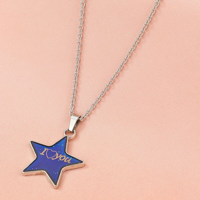 

Temperature Changing Color Star Pendant Chain Necklace, Multicolor