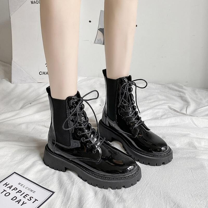 

Lace-up Chelsea Boots, Black