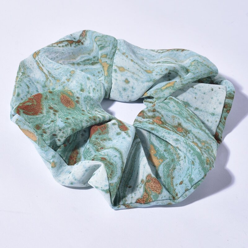 

1pc Marble Graphic Scrunchie, Green