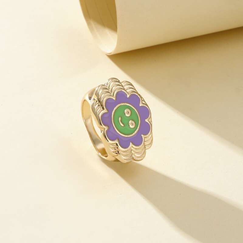 

Floral Decor Ring, Purple