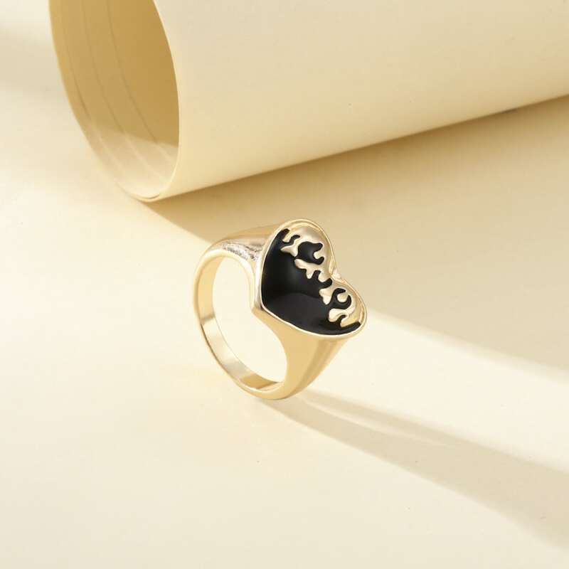 

Heart Decor Ring, Black