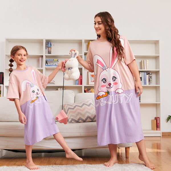 

Plus 1pc Color-block Rabbit & Letter Graphic Nightdress, Multicolor