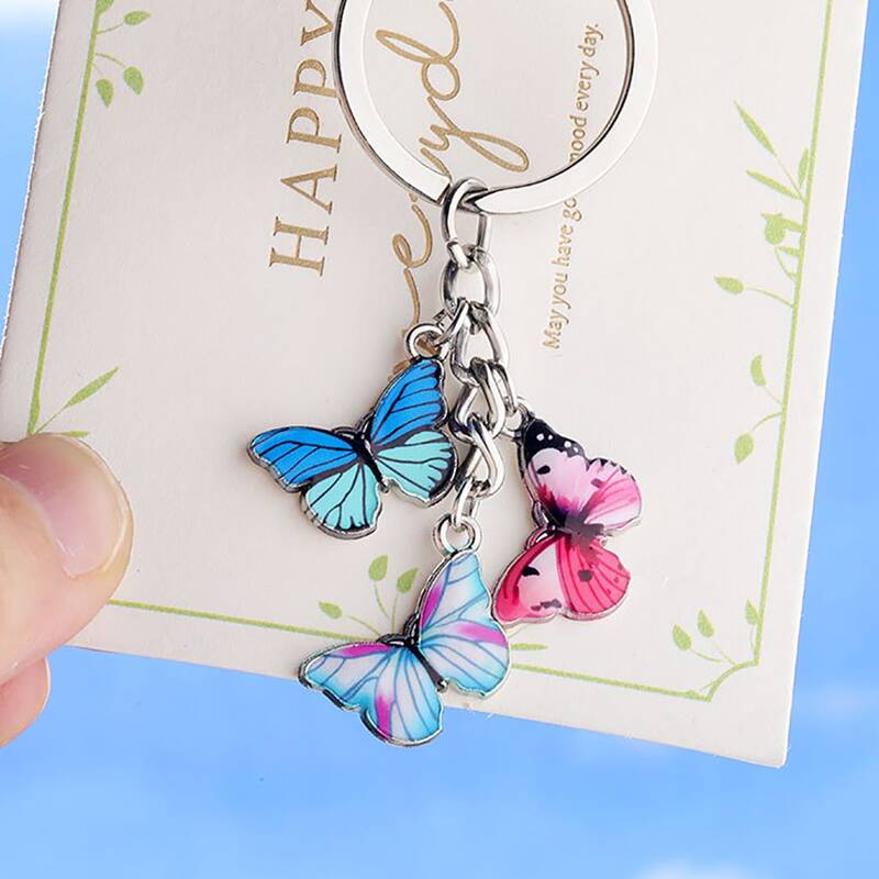 

1pc Random Butterfly Charm Keychain, Multicolor