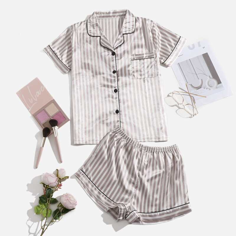 

Vertical Stripe Pocket Button Front Satin Night Set, Khaki