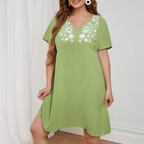 

Plus Floral Babydoll Dress, Lime green