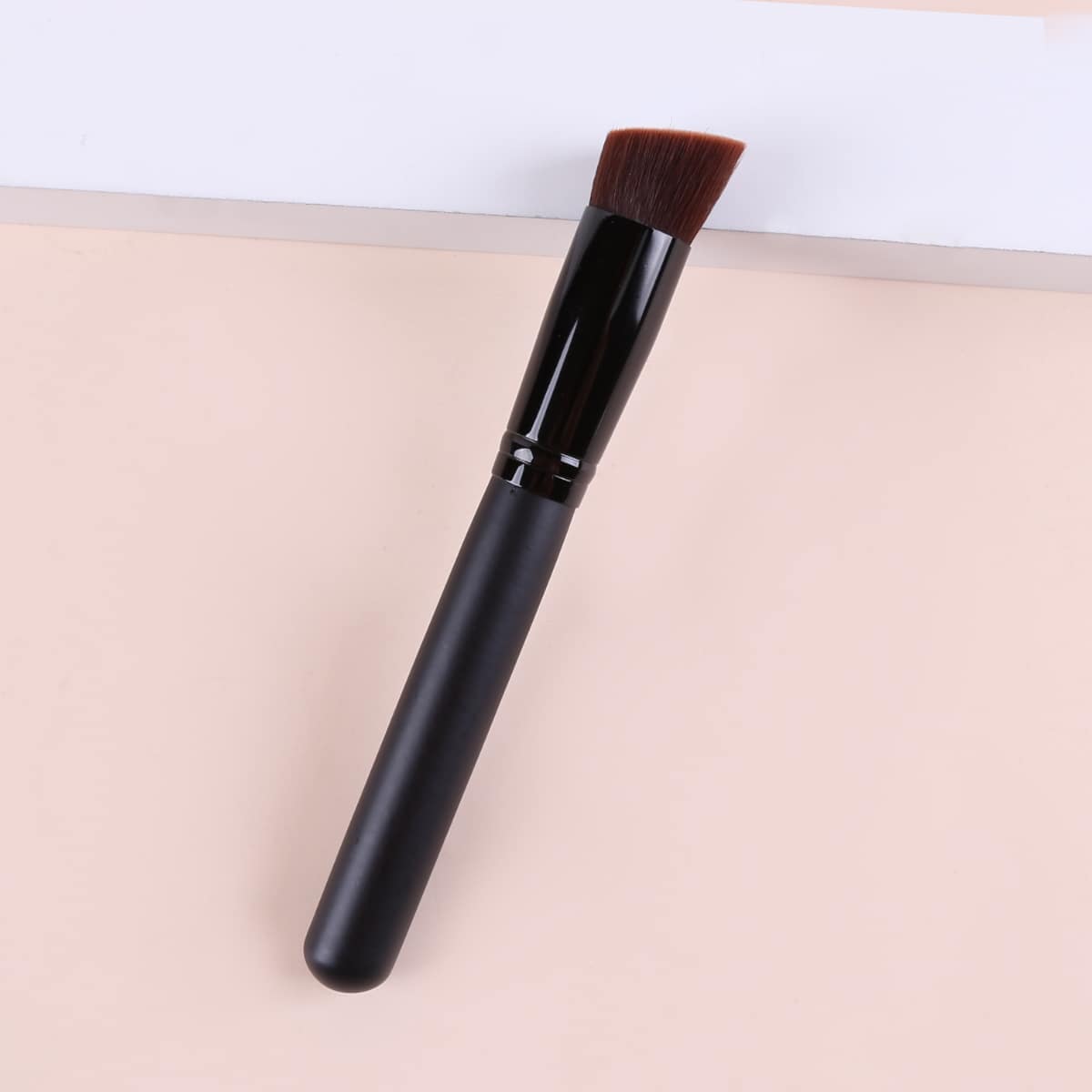 

1pc Foundation Brush, Black