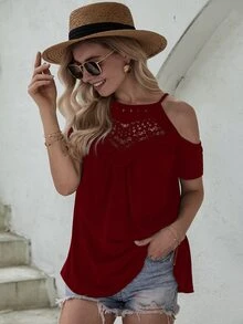 Camiseta unicolor de hombros descubiertos con encaje en contraste - Burdeos - Ver 3
