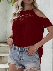 Camiseta unicolor de hombros descubiertos con encaje en contraste - Burdeos - Ver 4