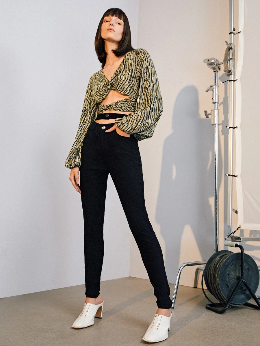 SHEIN Cut Out Slant Pocket Skinny Trousers - Black - View 1