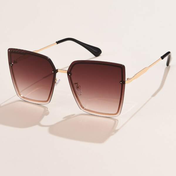 

Square Frame Sunglasses