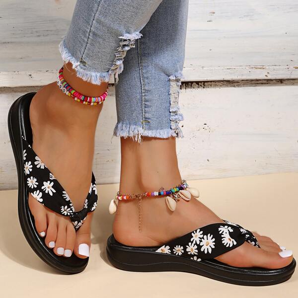 

Floral Graphic Thong Sandals, Black