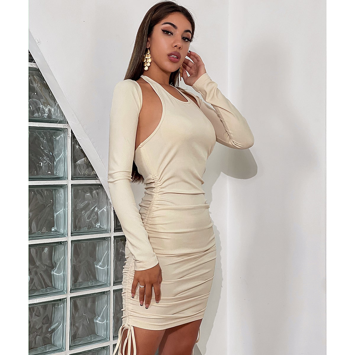 на кулиске Платье-халтер и Болеро