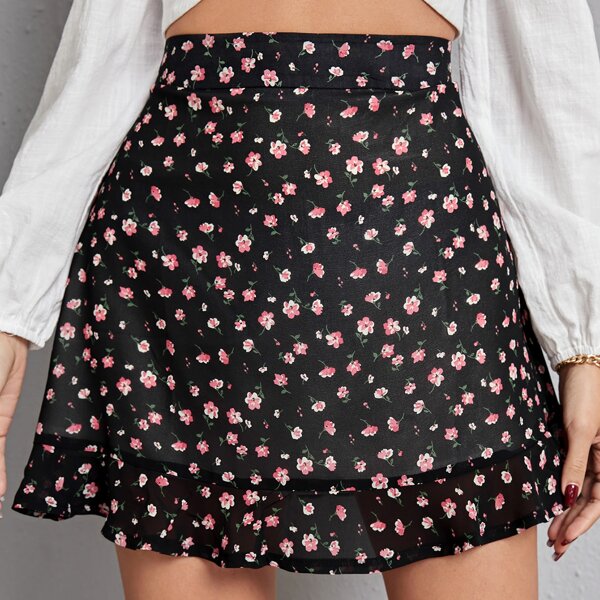 

Ruffle Hem Ditsy Floral Skirt, Black