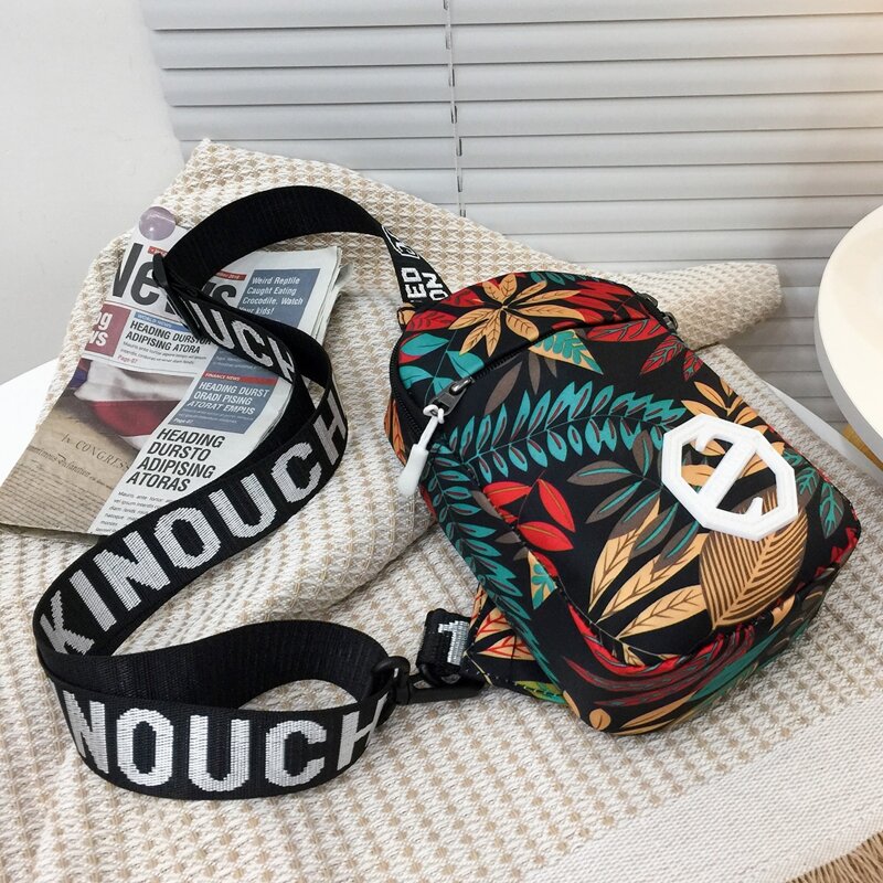 

Leaf Print Fanny Pack, Multicolor