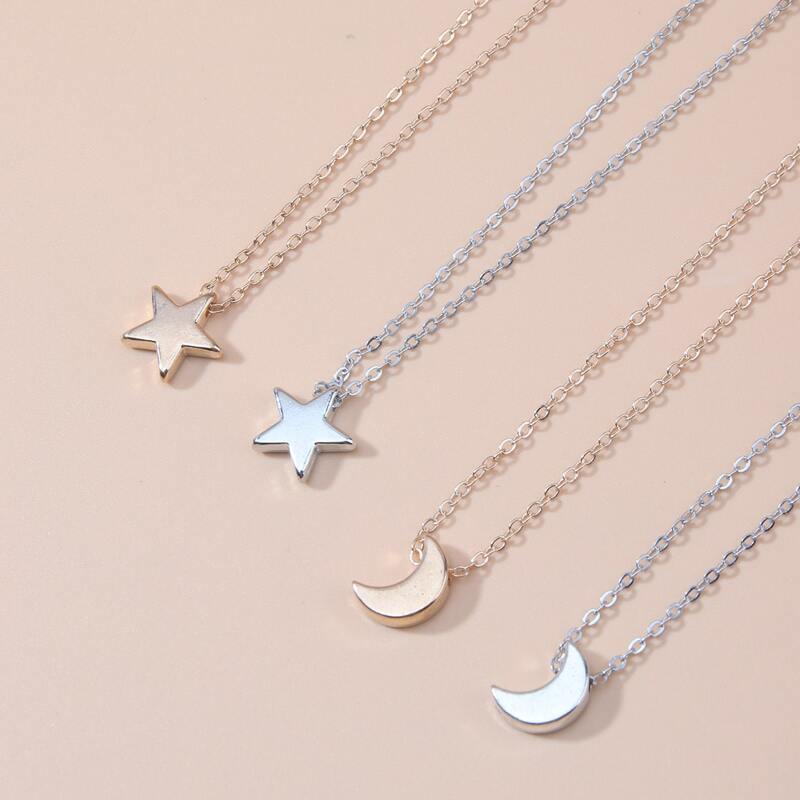 

4pcs Star & Moon Pendant Chain Necklace, Gold