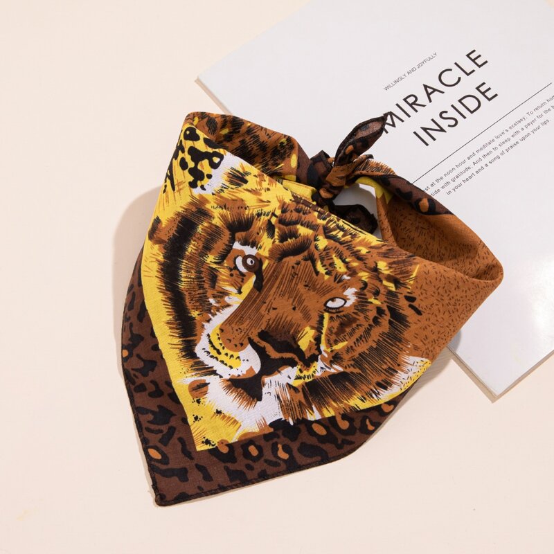 

Tiger Pattern Bandana, Multicolor