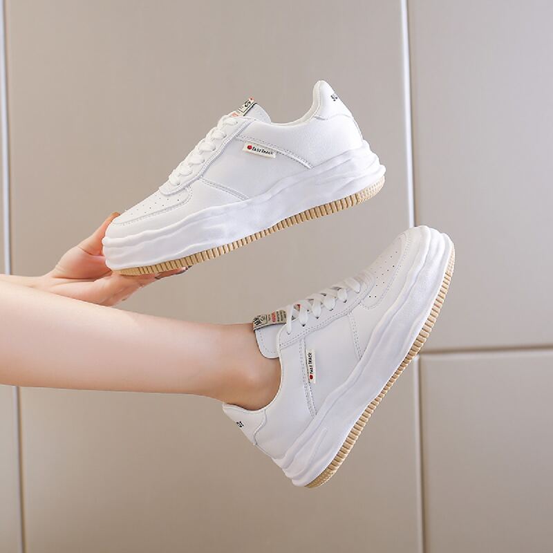 

Letter Graphic Lace-up Front Flatform Running Shoes, White