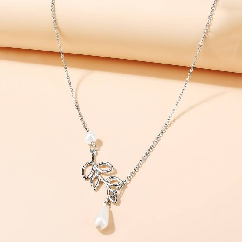 

Faux Pearl Decor Chain Necklace, Silver