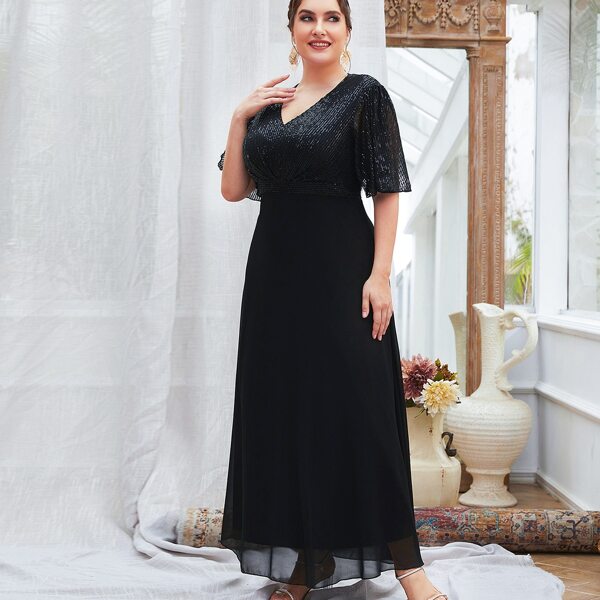 

Plus V Neck Contrast Sequins Prom Dress, Black