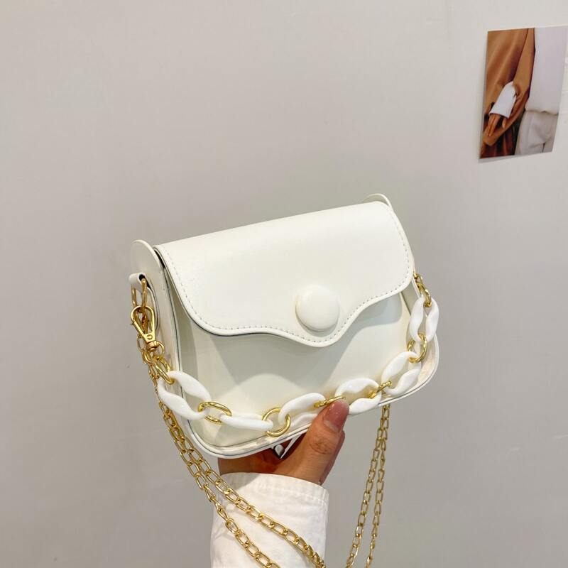 

Chain Strap Saddle Bag, White