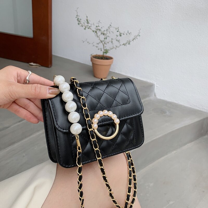 

Quilted Chain Bag, Black