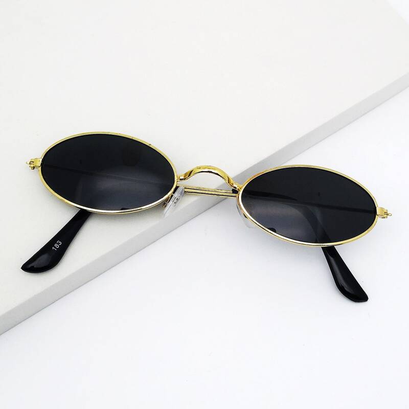 

Oval Frame Sunglasses