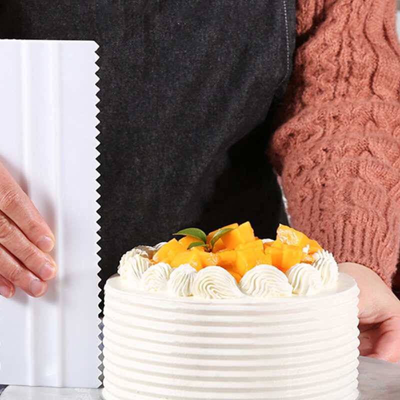 

1pc Plain Cake Smoother, White