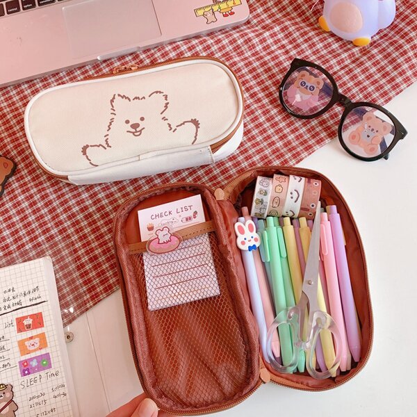

1pc Cartoon Graphic Pencil Bag, Multicolor