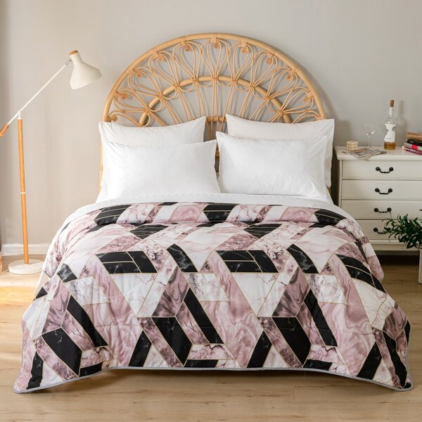 

Marble Pattern Summer Quilt, Multicolor