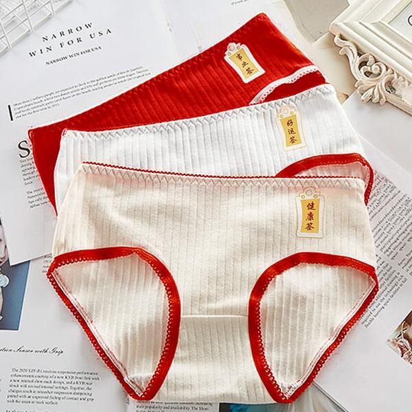 

Girls 3pack Chinese Character Print Briefs, Multicolor