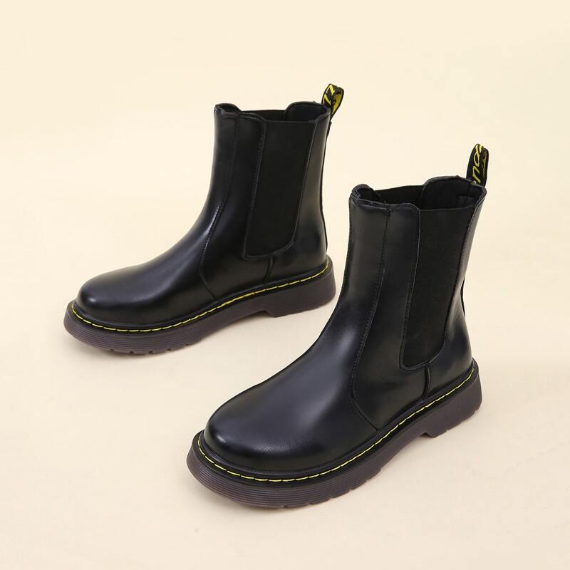 

Stitch Trim Chelsea Boots, Black