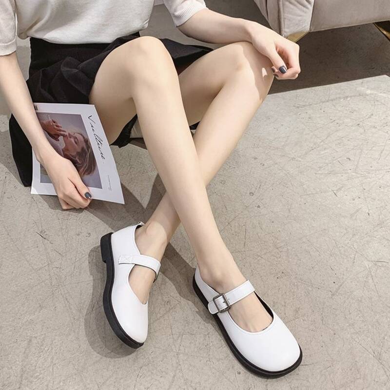 

Buckle Round Toe Mary Jane Shoes, White