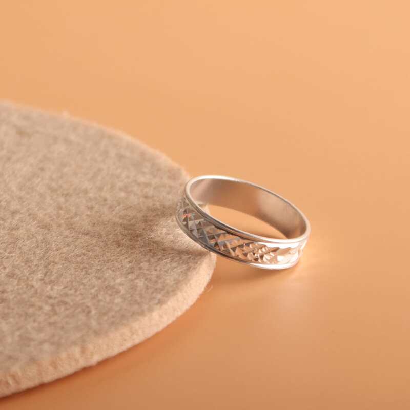 

Graphic Engraved Ring, Silver