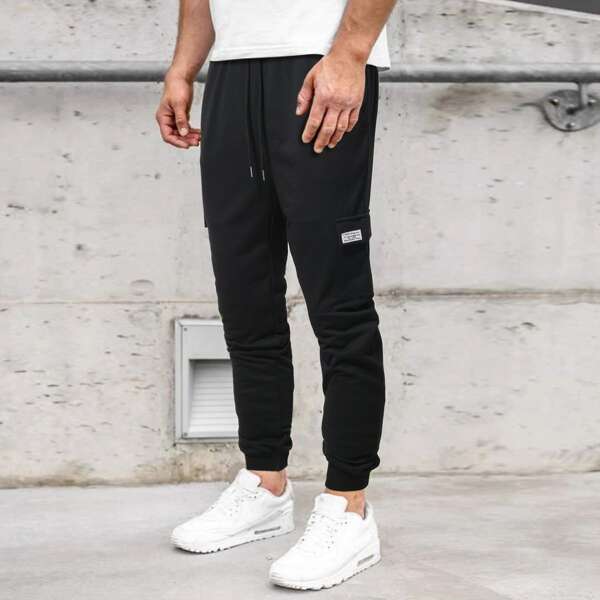 

Men Patched Detail Flap Pocket Drawstring Waist Sweatpants, Black
