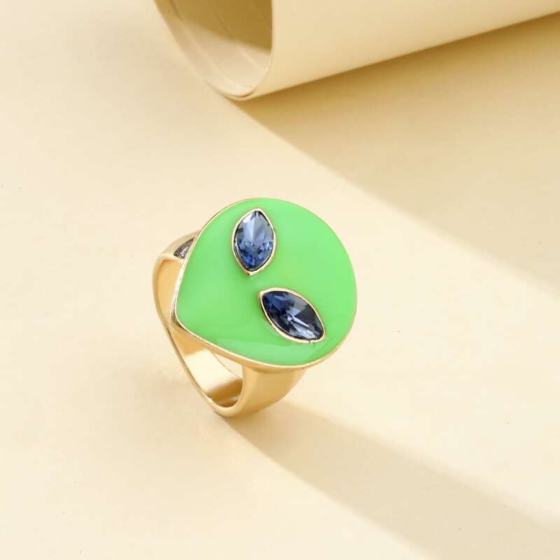 

Alien Design Rhinestone Ring, Green