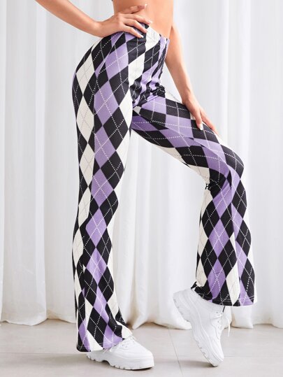 Our High Waist Argyle Print Flare Leg Pants is such a vibe - ROMWE