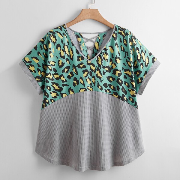 

Plus Leopard Print Round Neck Tee, Multicolor