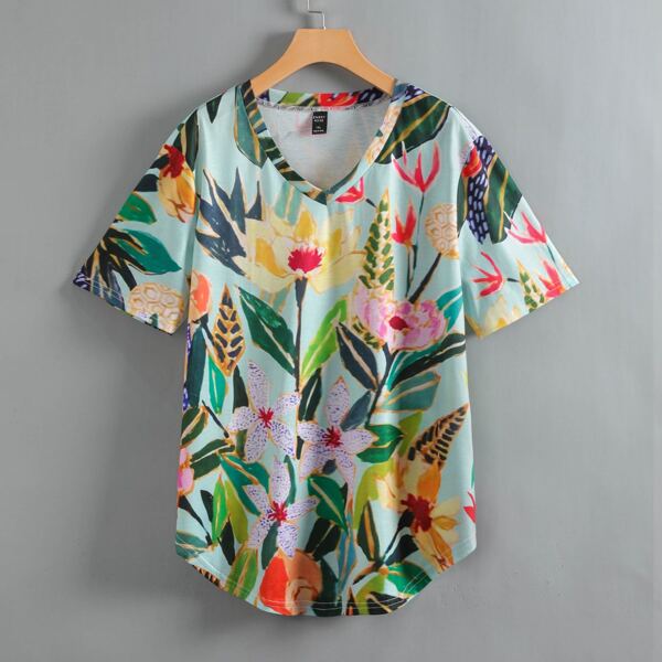 

Plus Floral Print Curved Hem Tee, Multicolor