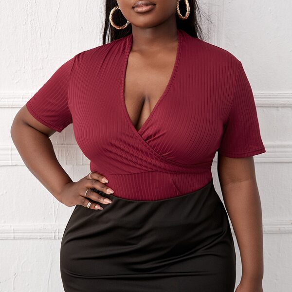 

Plus Solid V Neck Tee, Burgundy